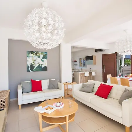 Kalamies Family Villa *