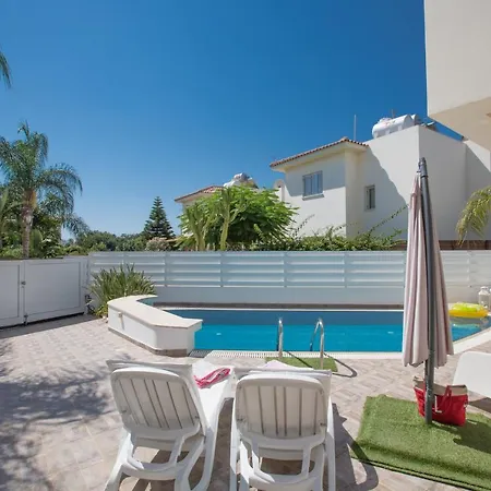 Kalamies Family Villa Protaras