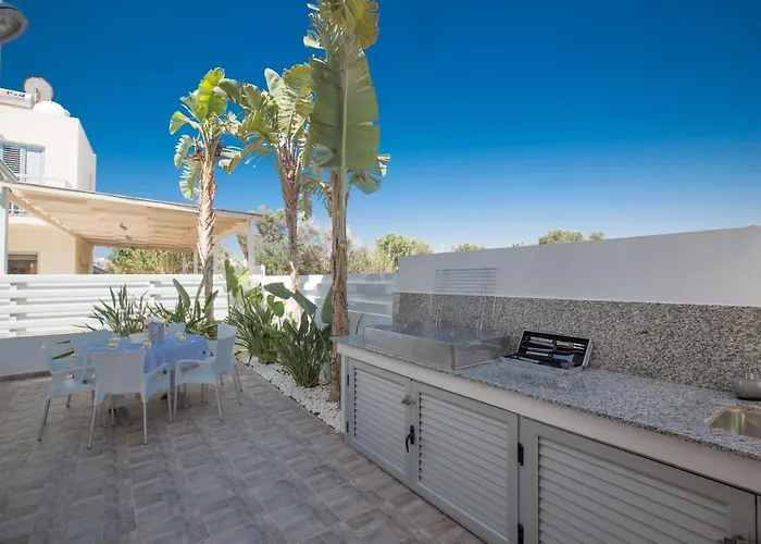 Kalamies Family Vilă Protaras