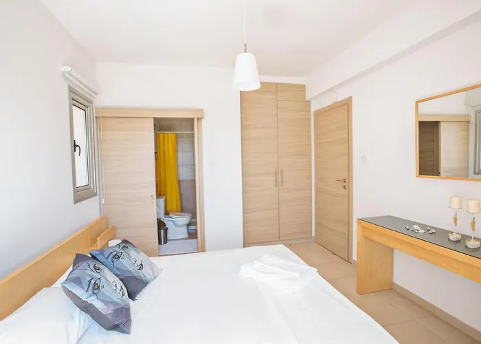 Kalamies Family Vilă Protaras