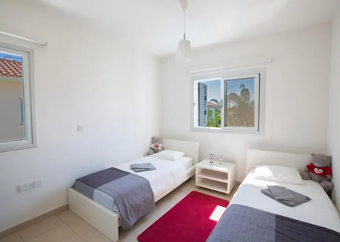 Vilă Kalamies Family *